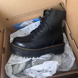 Doc Martens Jadon Platform Boot